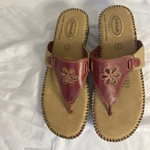 DR SCHOLLS red Leather Susie II Thong flip flop Sandals, size 7 - Picture 1 of 6